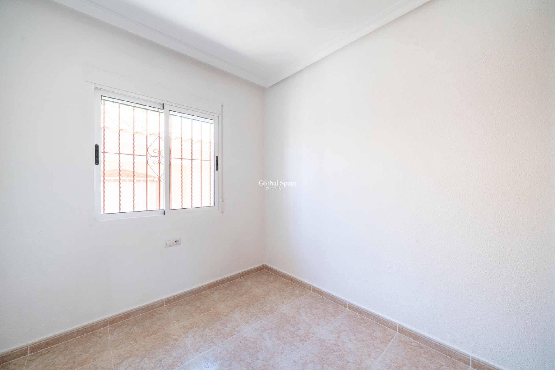 Resale - Villa -
ALGORFA