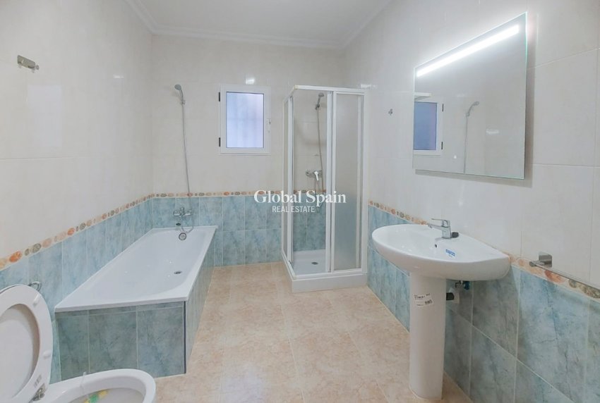 Resale - Villa -
ALGORFA