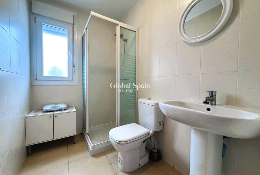 Resale - VILLA -
ALHAMA DE MURCIA