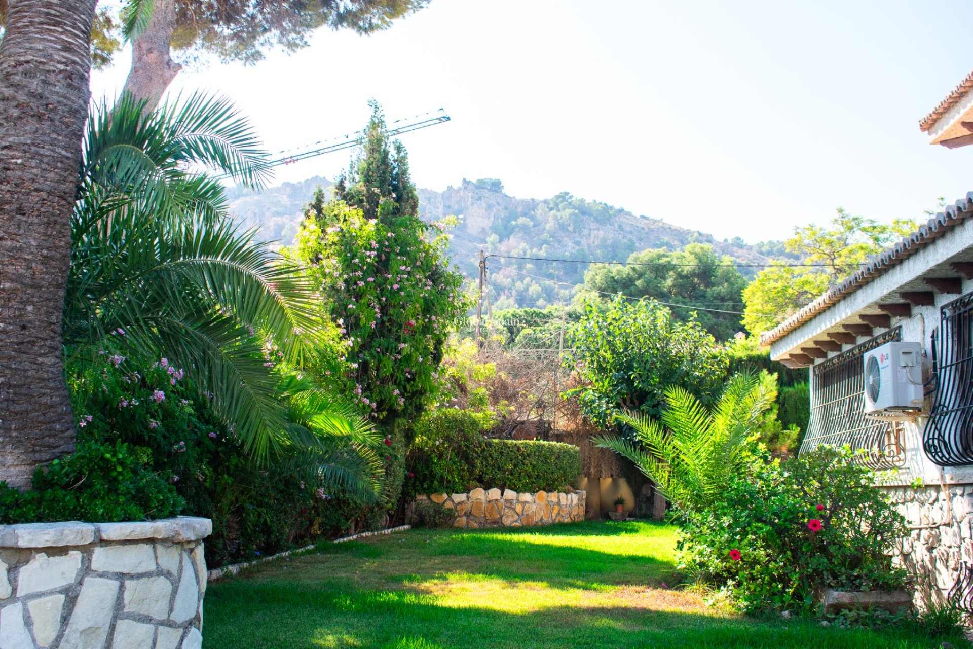 Resale - VILLA -
ALICANTE - Albufereta