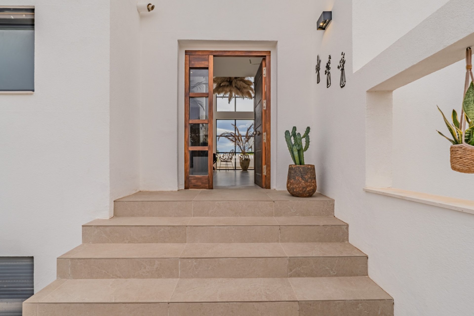 Resale - VILLA -
ALICANTE - Cabo de las Huertas