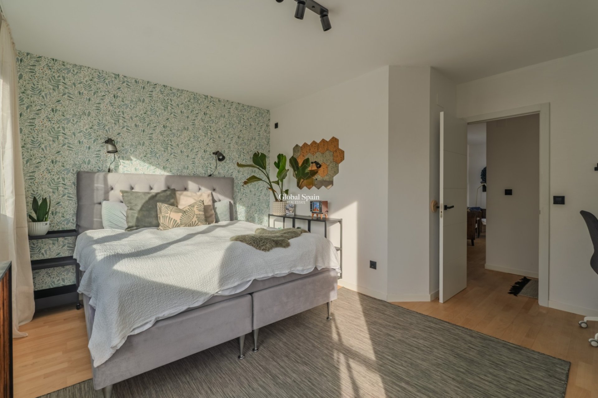 Resale - VILLA -
ALICANTE - Cabo de las Huertas