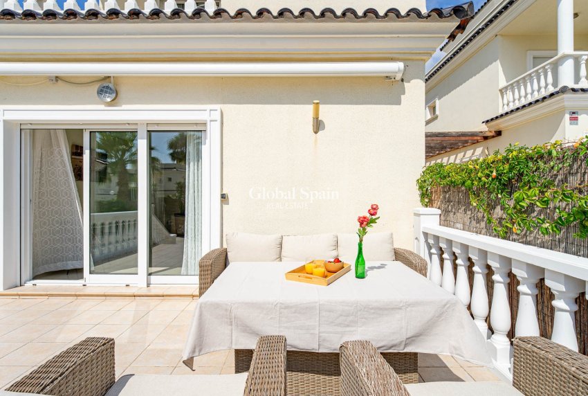 Resale - VILLA -
ALICANTE - El Campello