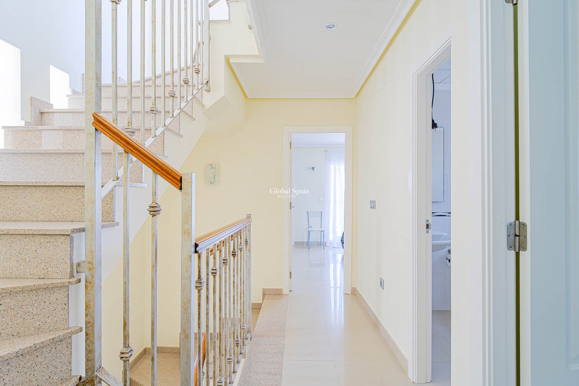 Resale - VILLA -
ALICANTE - El Campello