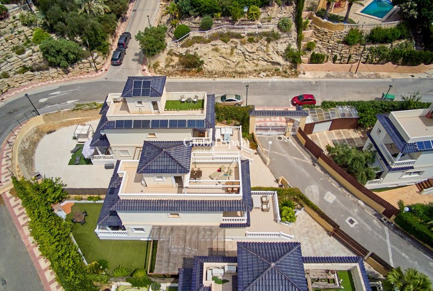 Resale - VILLA -
ALICANTE - El Campello