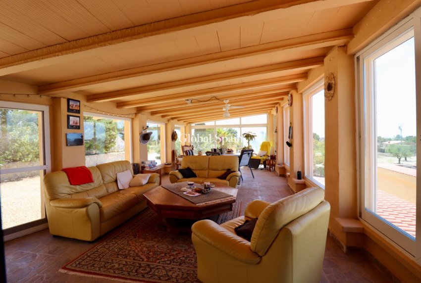 Resale - Villa -
ALICANTE - San Vicente del Raspeig