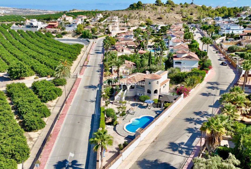 Resale - VILLA -
ALMORADÍ - Inland