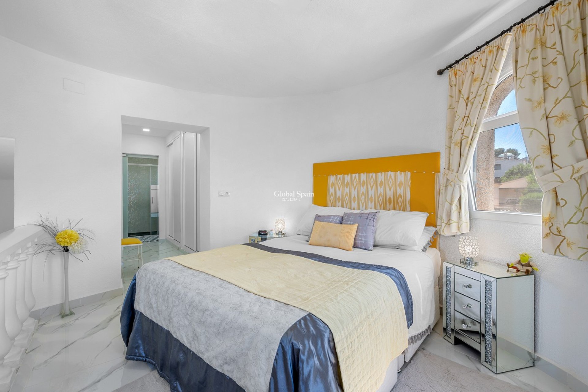 Resale - VILLA -
ALMORADÍ - Inland