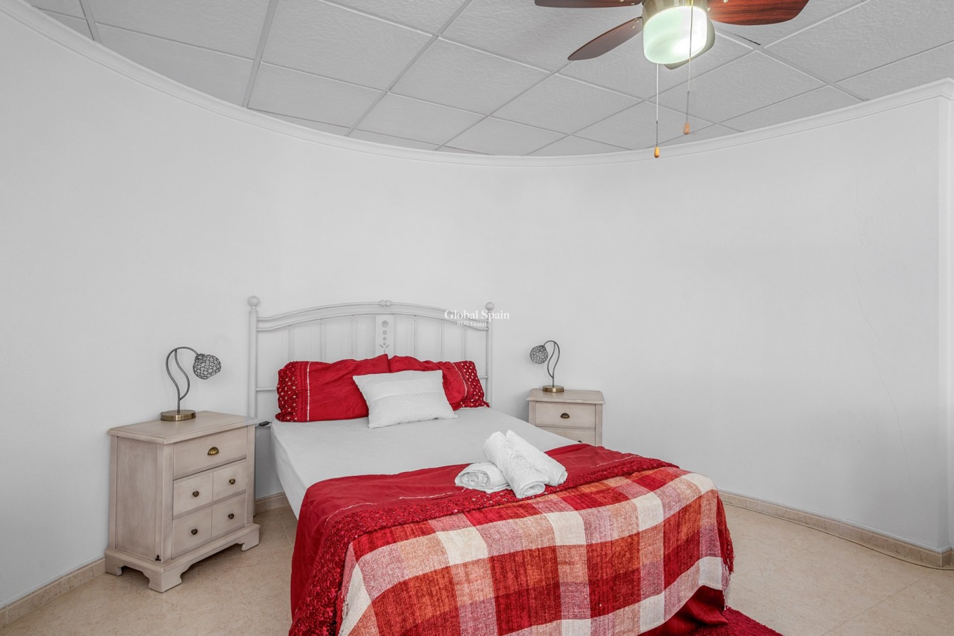 Resale - VILLA -
ALMORADÍ - Inland