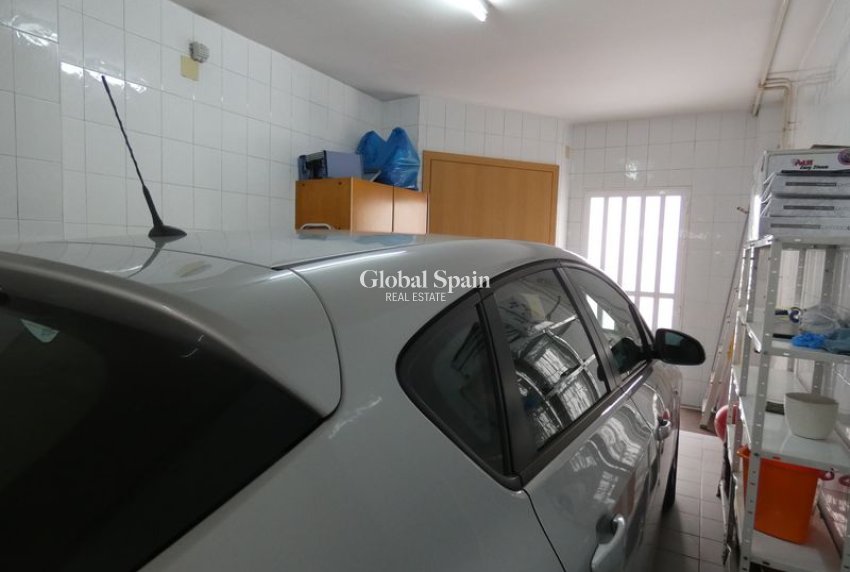 Resale - VILLA -
ALMORADÍ - Inland