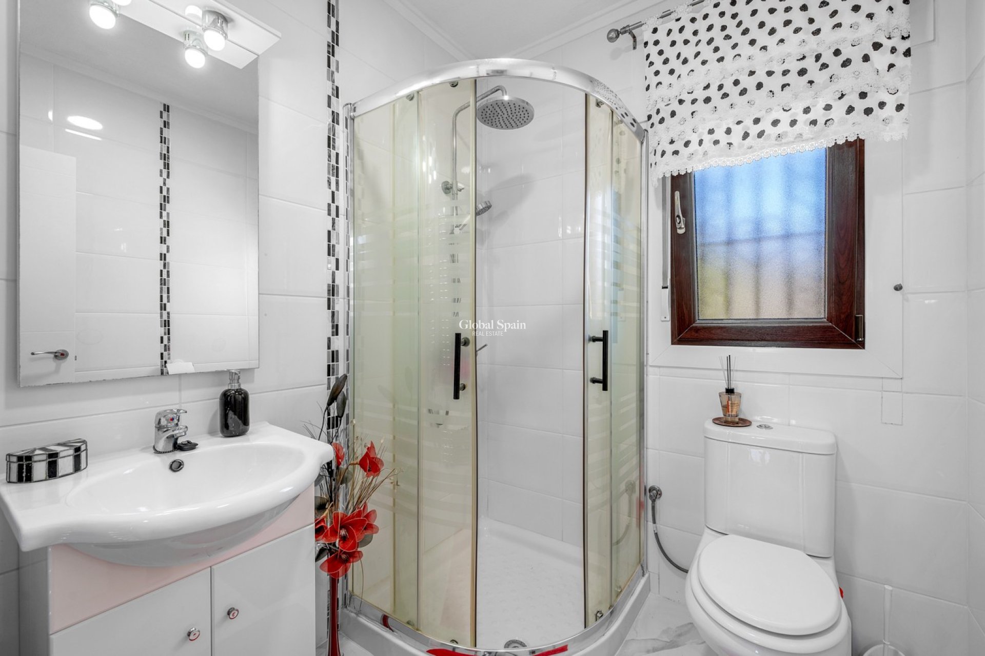 Resale - VILLA -
ALMORADÍ - Inland