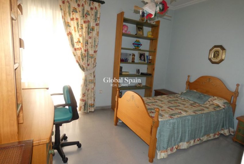 Resale - VILLA -
ALMORADÍ - Inland