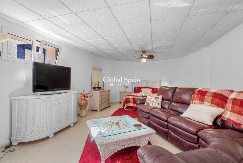 Resale - VILLA -
ALMORADÍ - Inland