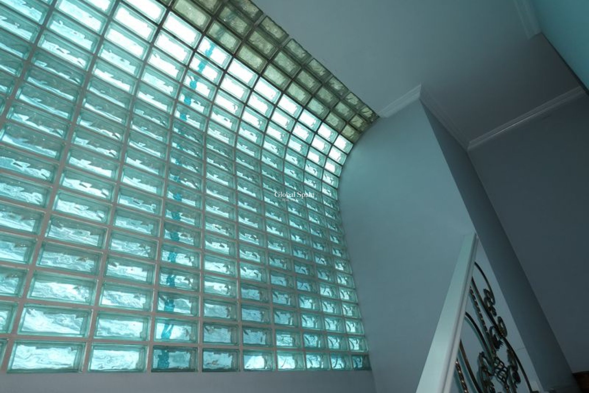 Resale - VILLA -
ALMORADÍ - Inland