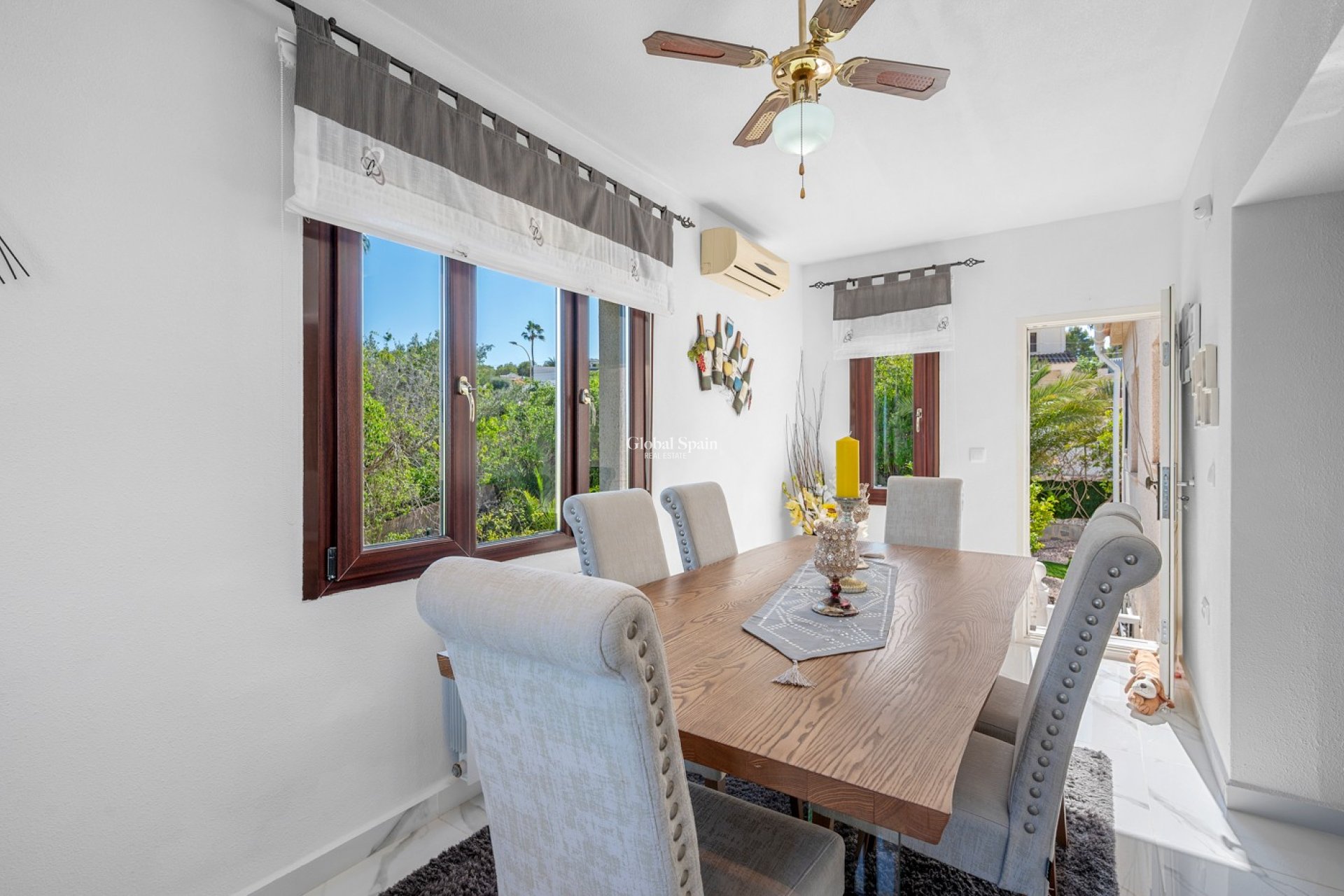 Resale - VILLA -
ALMORADÍ - Inland