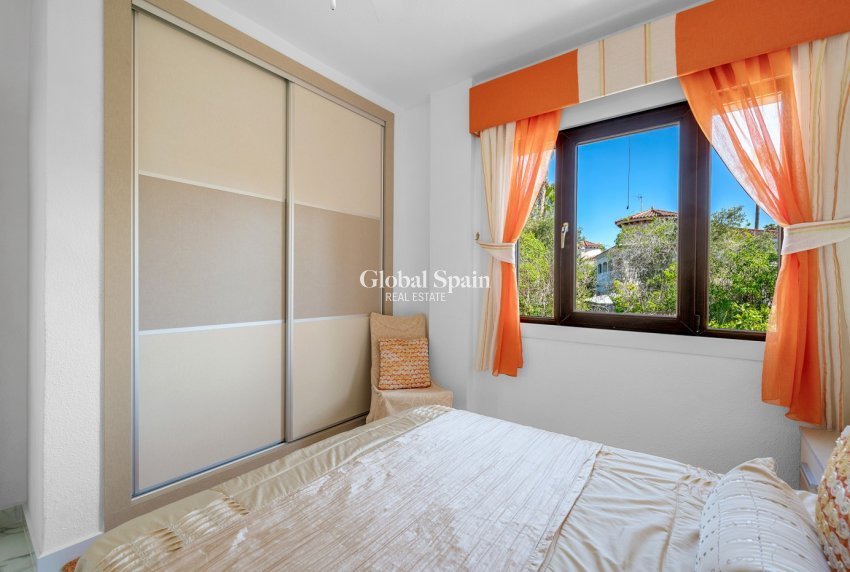 Resale - VILLA -
ALMORADÍ - Inland