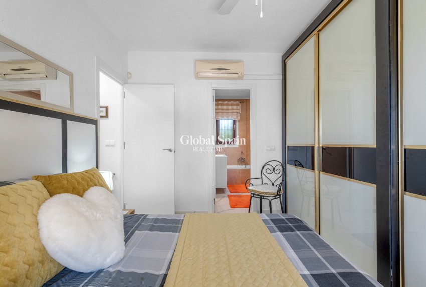 Resale - VILLA -
ALMORADÍ - Inland