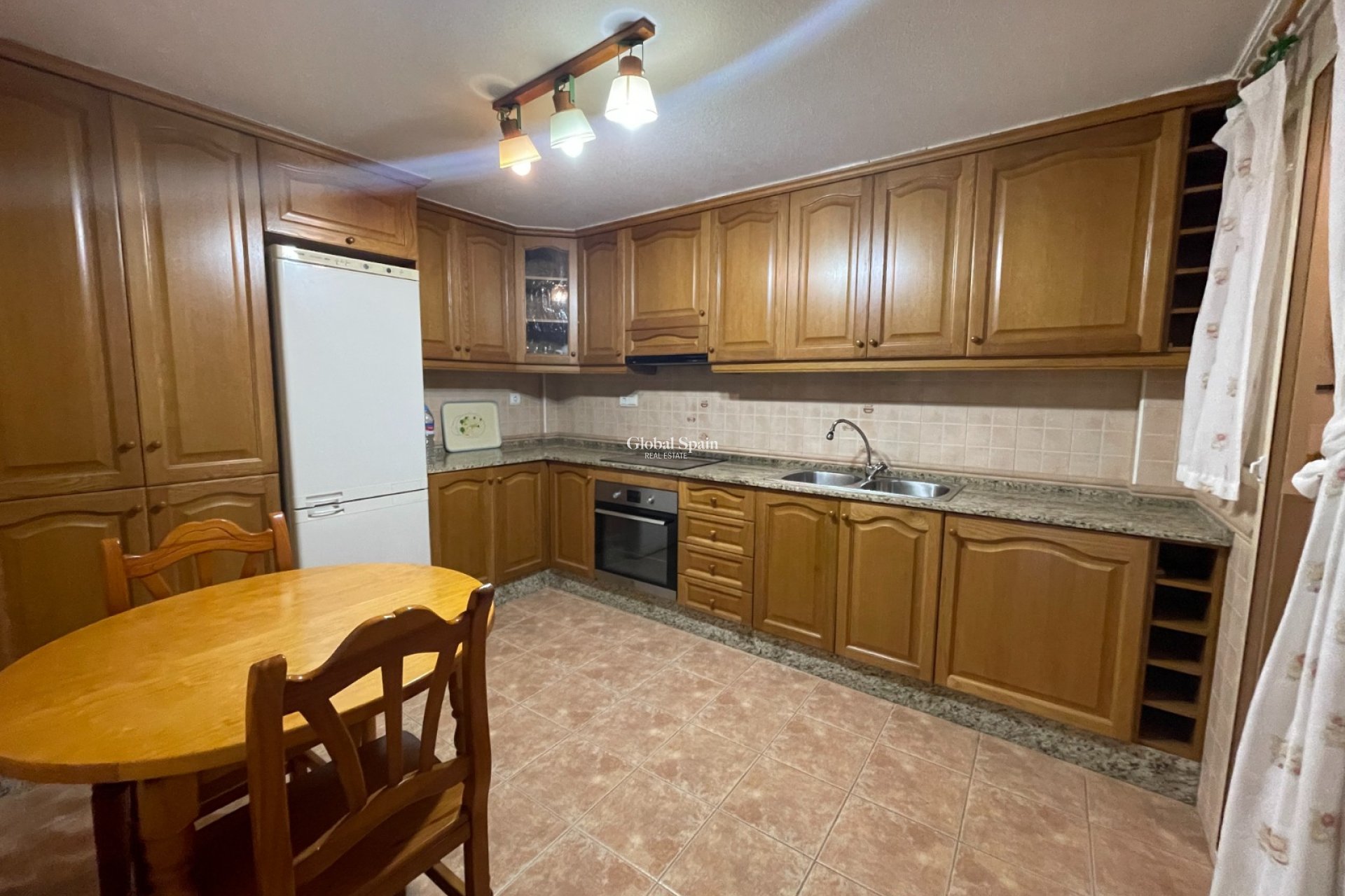 Resale - VILLA -
ALMORADÍ - Inland