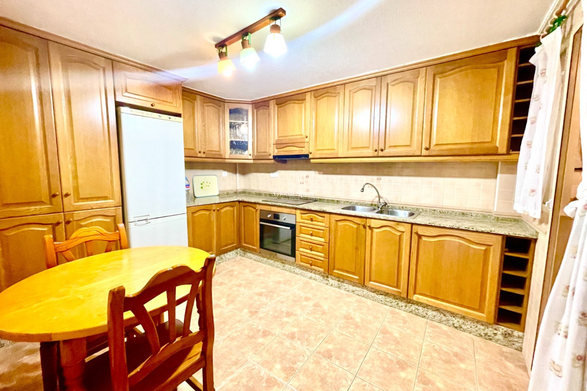 Resale - VILLA -
ALMORADÍ - Inland
