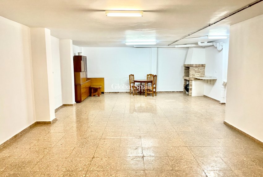 Resale - VILLA -
ALMORADÍ - Inland