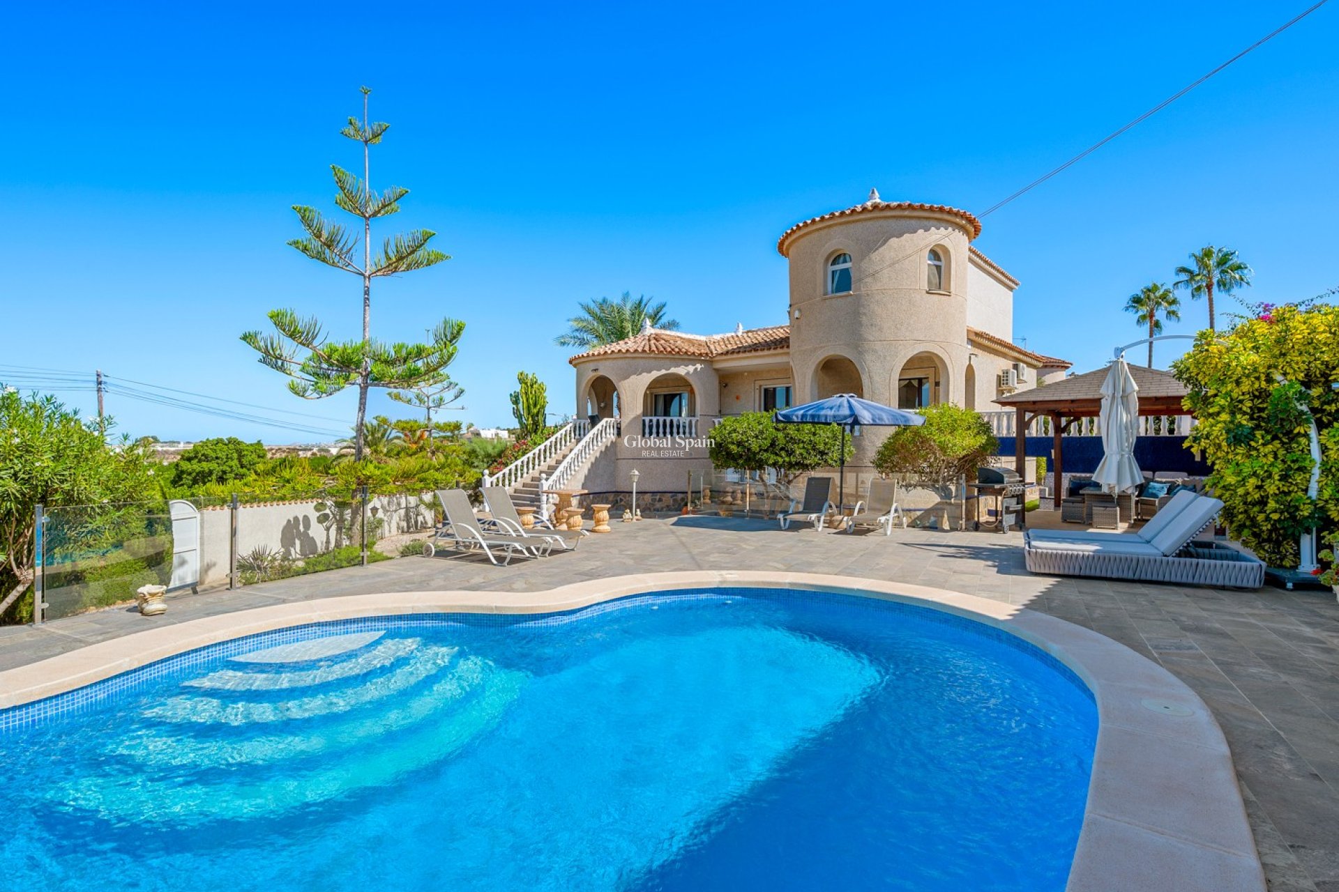 Resale - VILLA -
ALMORADÍ - Inland