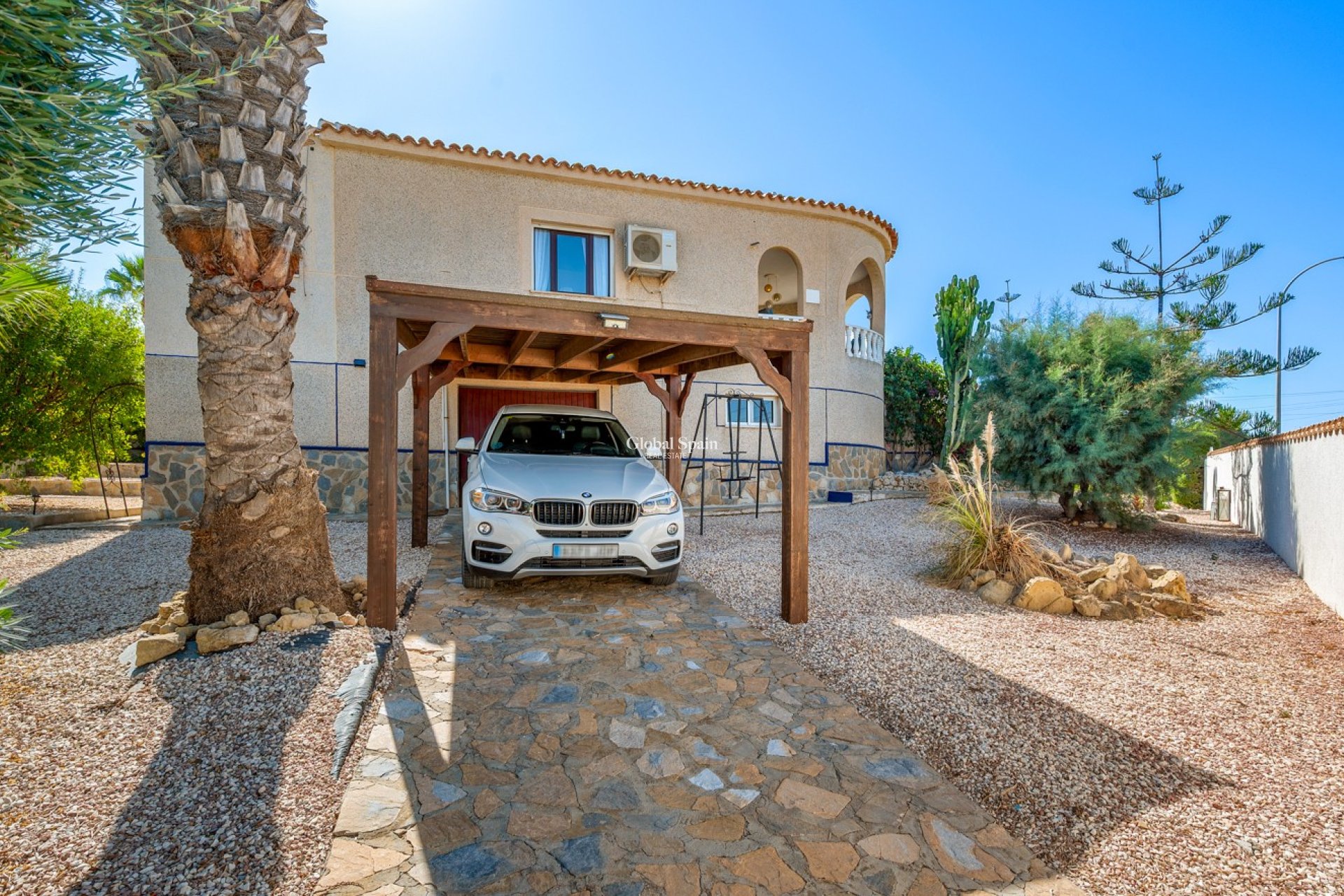Resale - VILLA -
ALMORADÍ - Inland