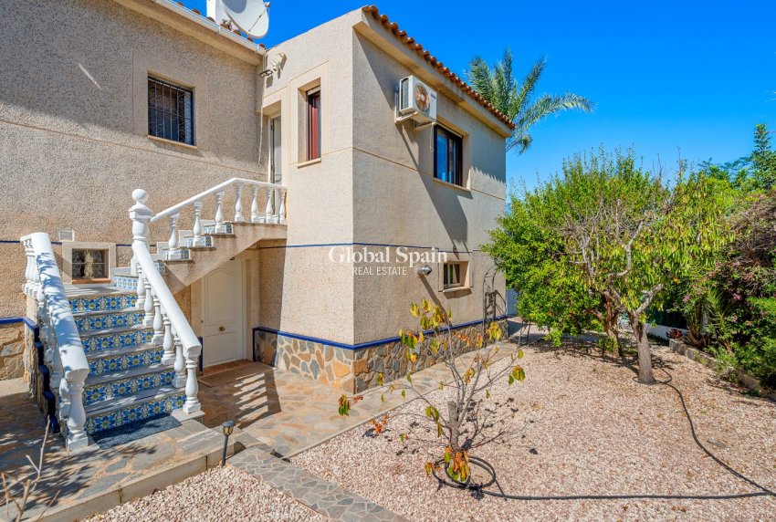 Resale - VILLA -
ALMORADÍ - Inland
