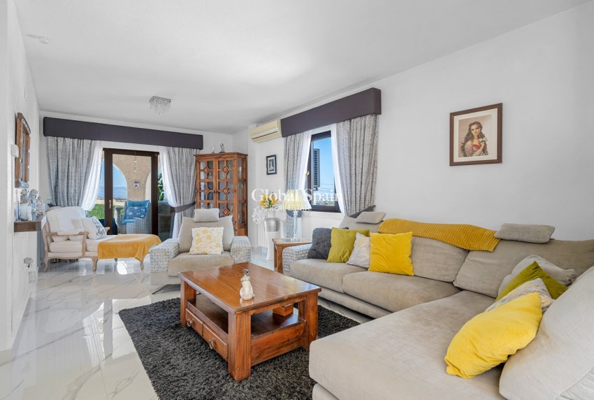 Resale - VILLA -
ALMORADÍ - Inland
