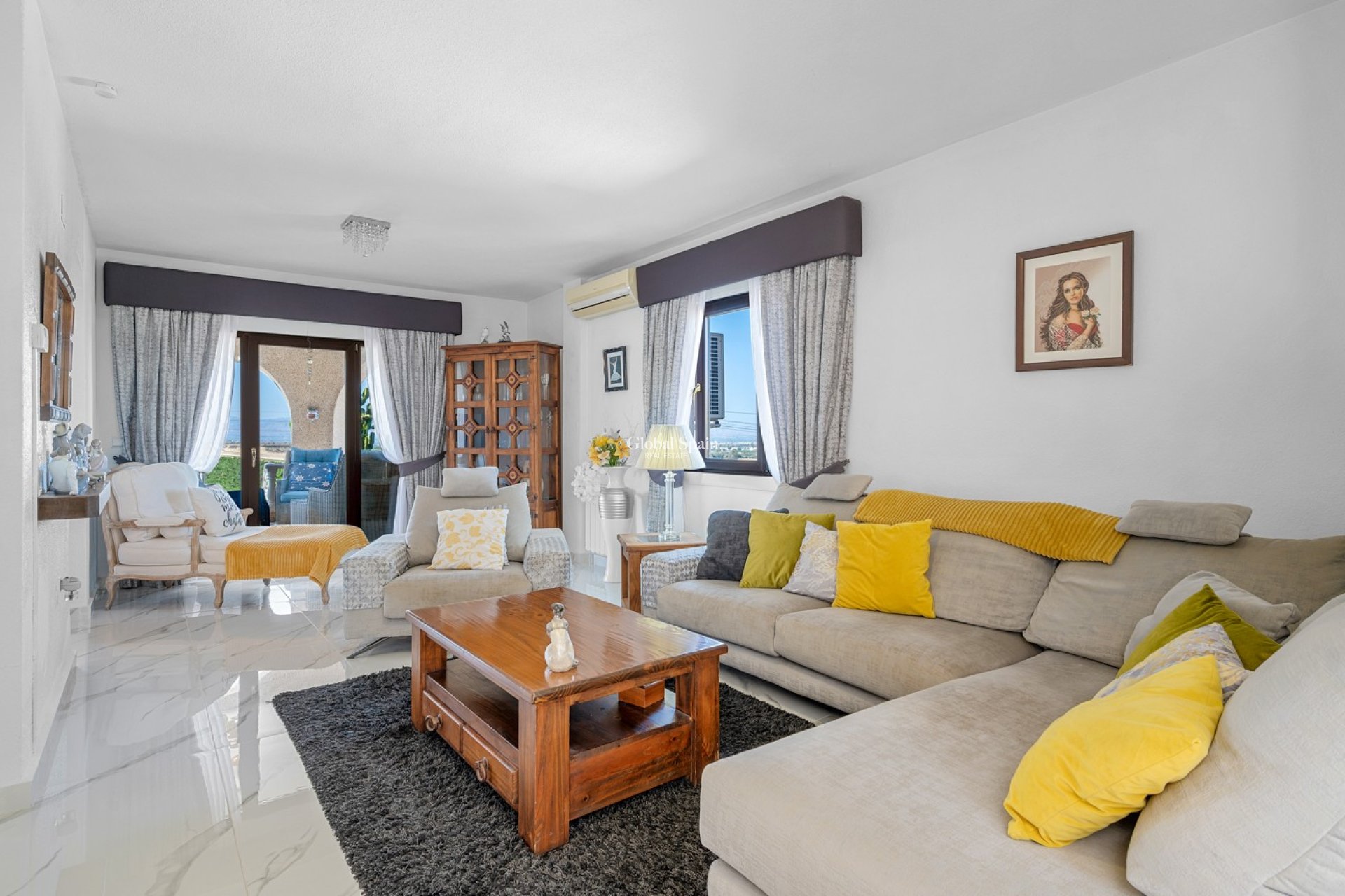 Resale - VILLA -
ALMORADÍ - Inland