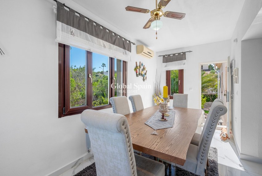 Resale - VILLA -
ALMORADÍ - Inland