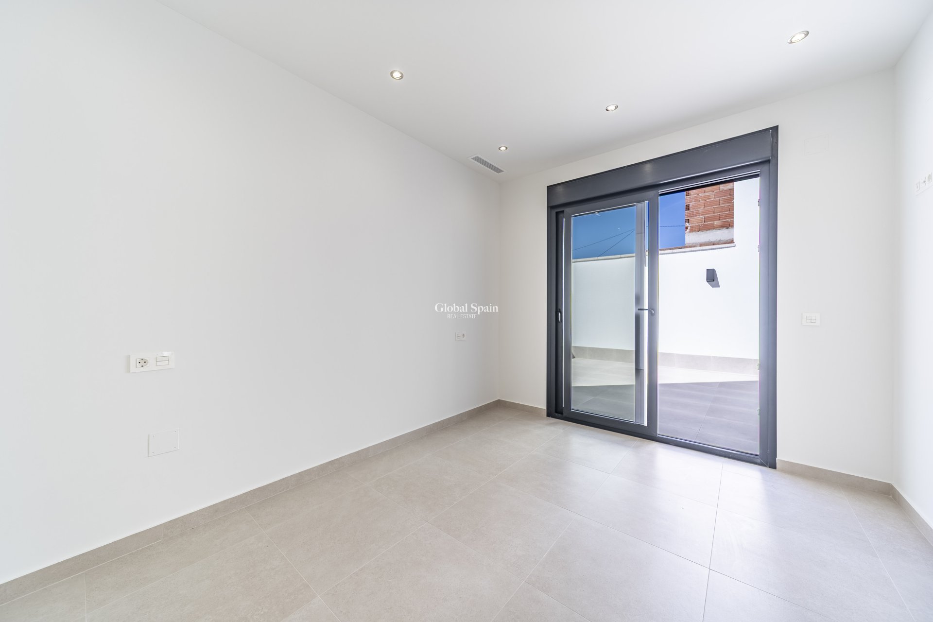 Resale - Villa -
Almoradi - Las Heredades