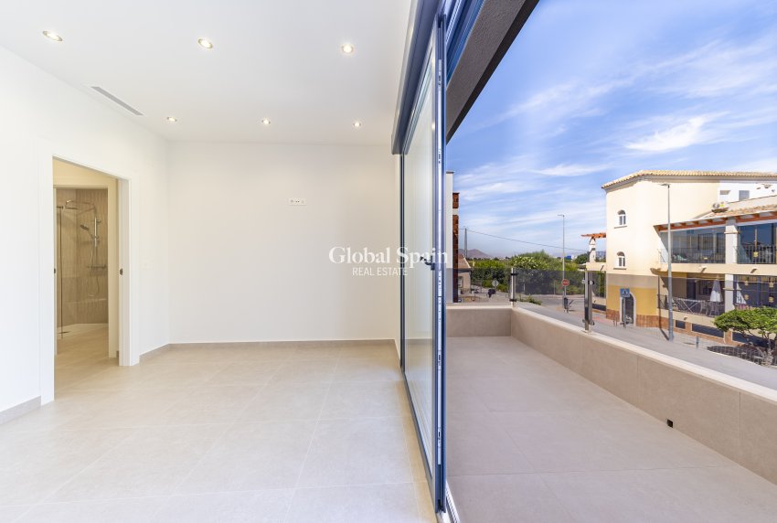 Resale - Villa -
Almoradi - Las Heredades