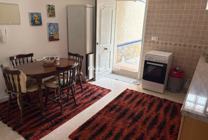 Resale - VILLA -
ALMORADÍ
