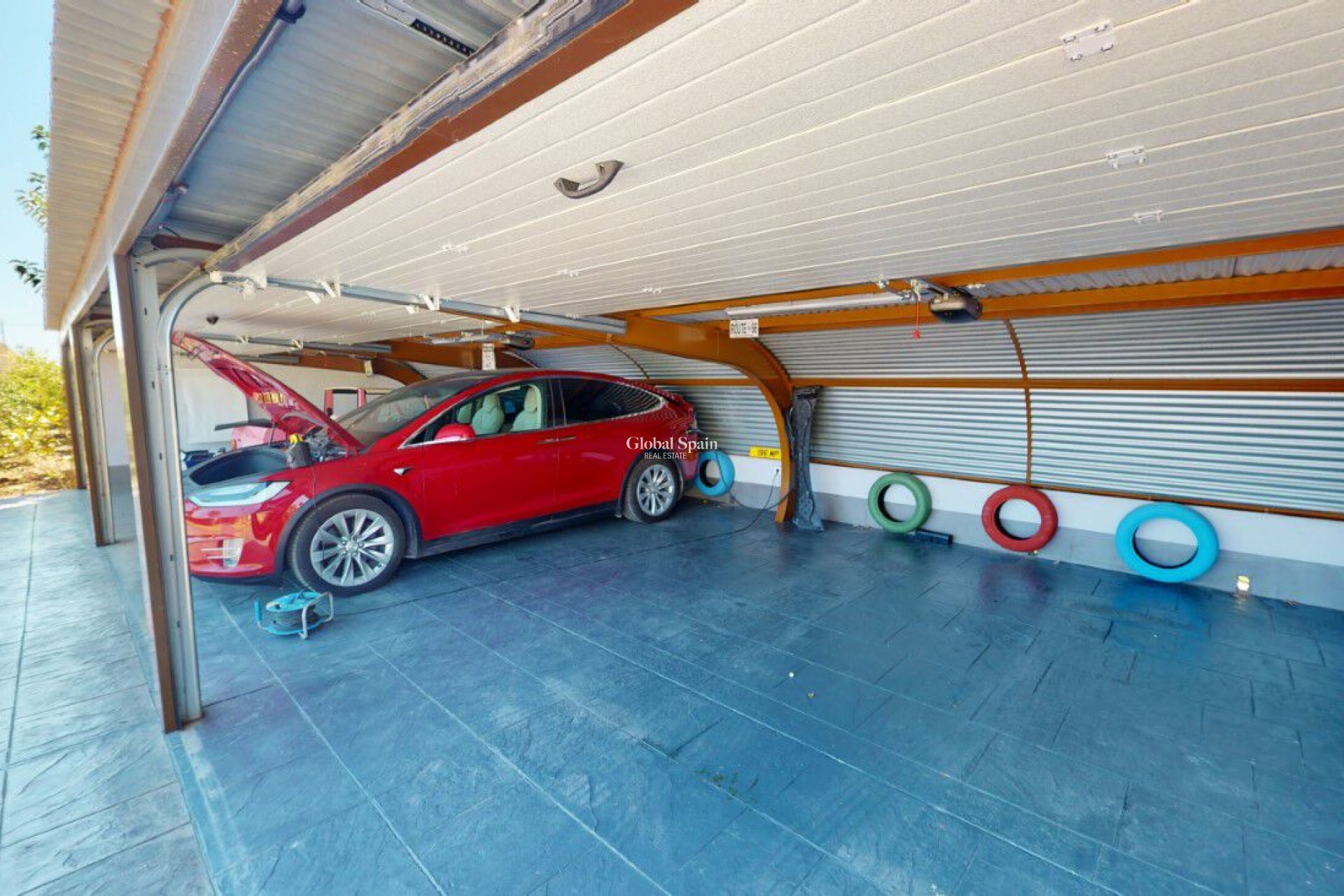 Resale - VILLA -
ALMORADÍ