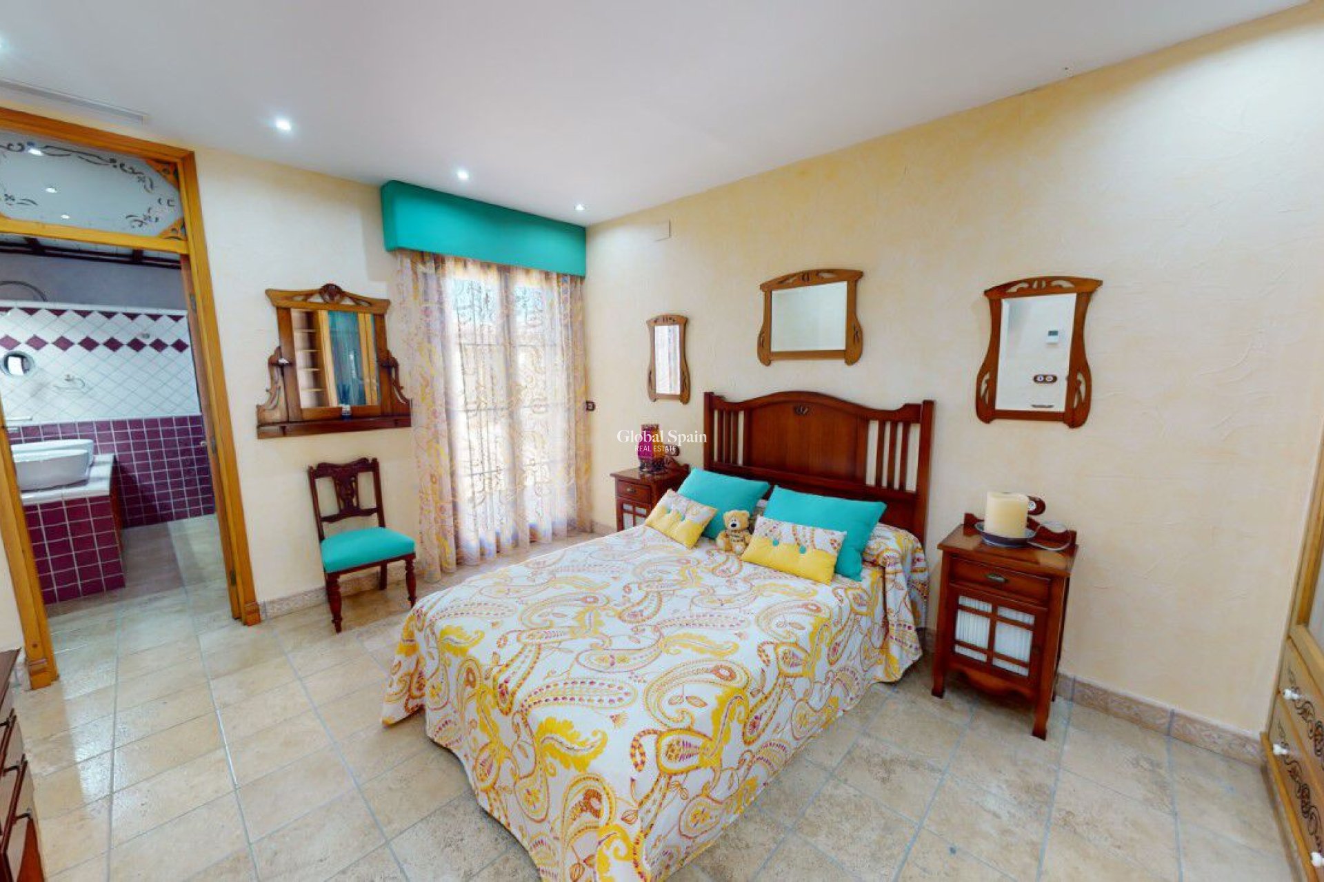 Resale - Villa -
ALMORADÍ