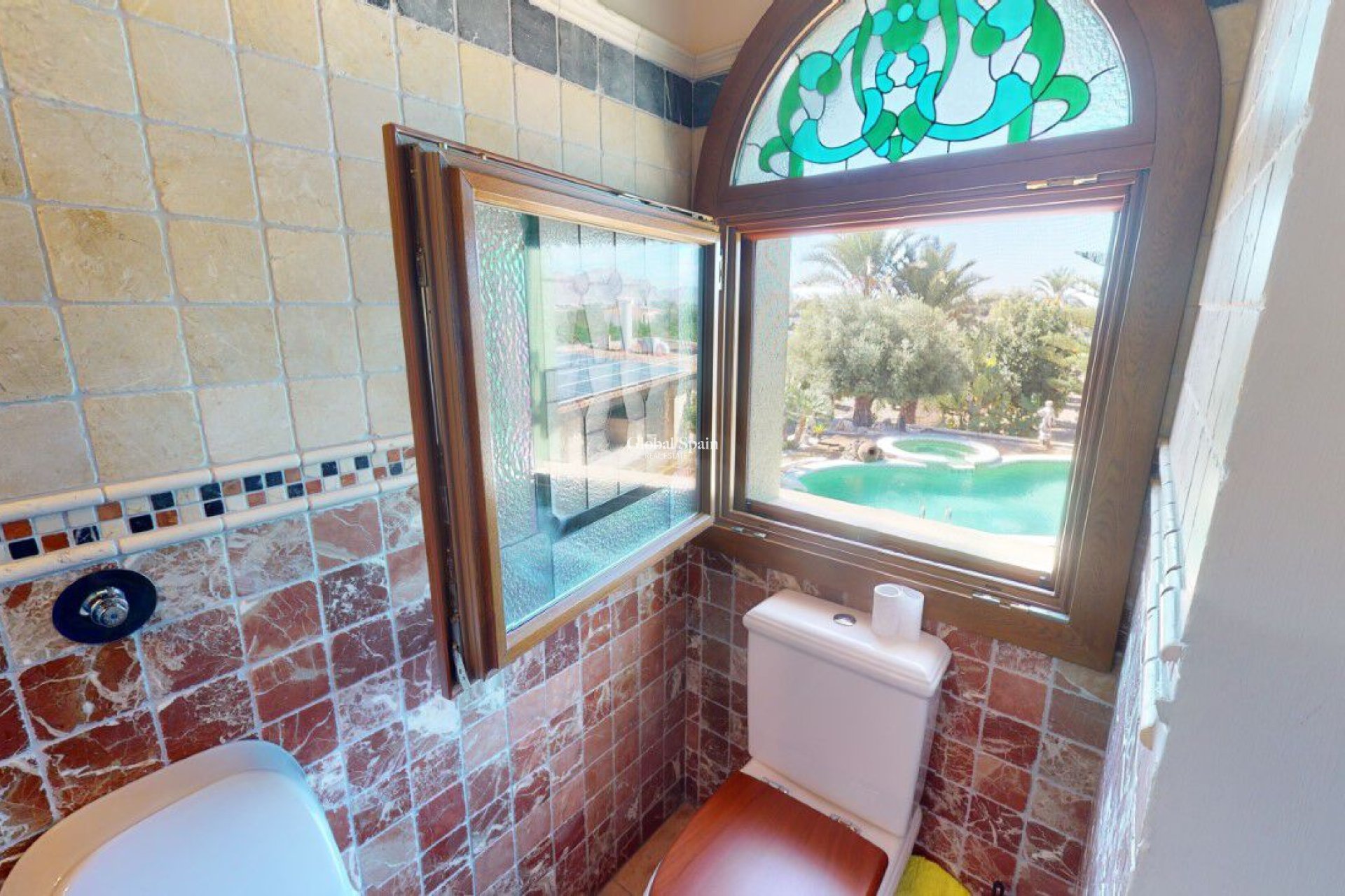 Resale - Villa -
ALMORADÍ