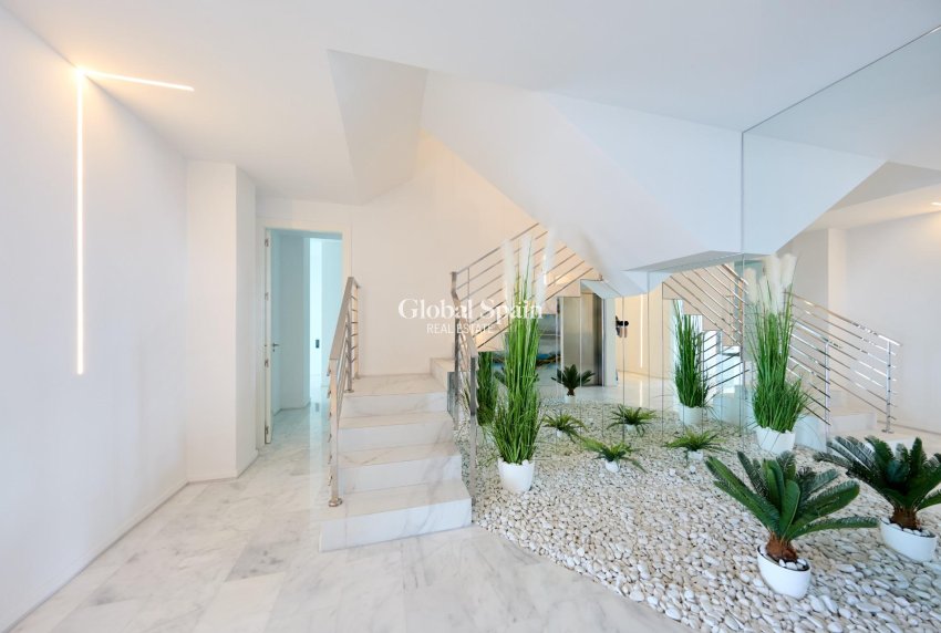 Resale - Villa -
ALTEA - ALTEA HILLS