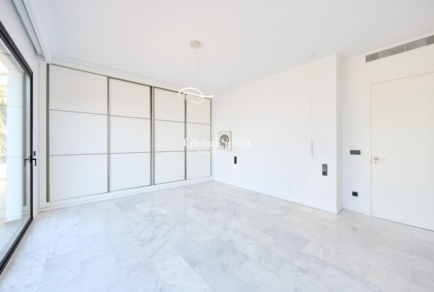 Resale - Villa -
ALTEA - ALTEA HILLS