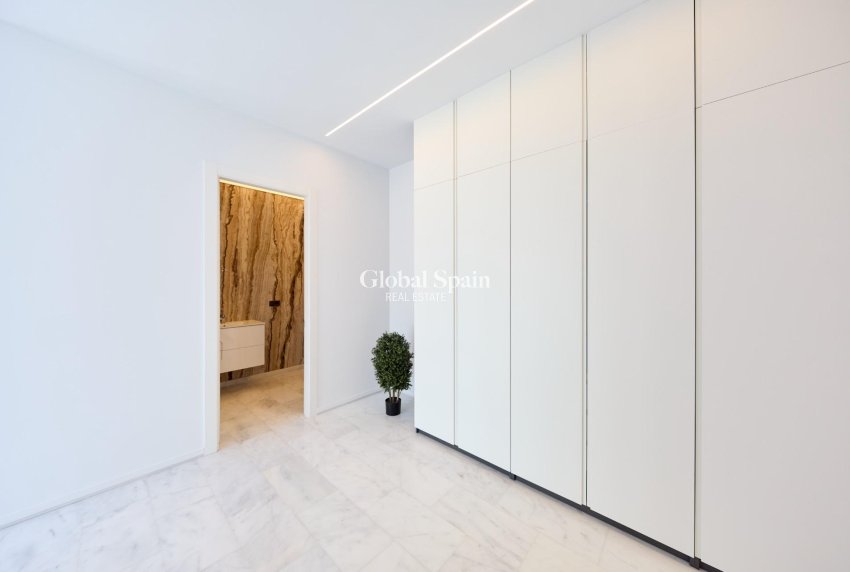 Resale - Villa -
ALTEA - ALTEA HILLS