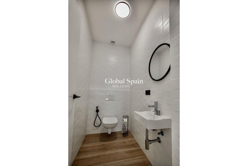 Resale - VILLA -
ALTEA - Costa Blanca