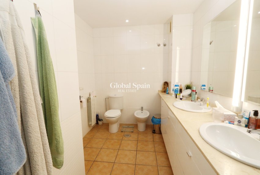 Resale - VILLA -
ALTEA - Costa Blanca