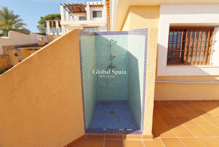 Resale - VILLA -
ALTEA - Costa Blanca