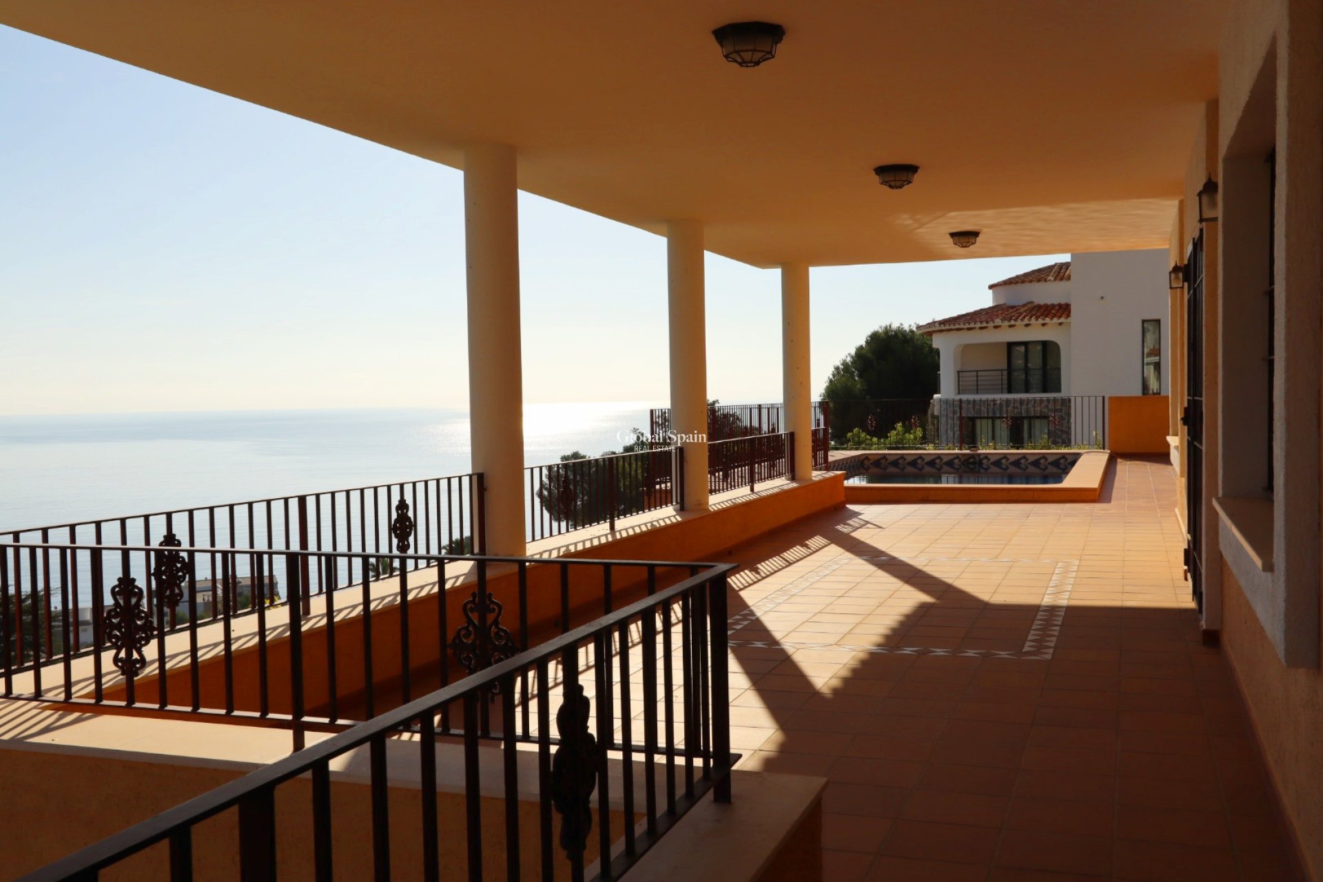 Resale - VILLA -
ALTEA - Costa Blanca