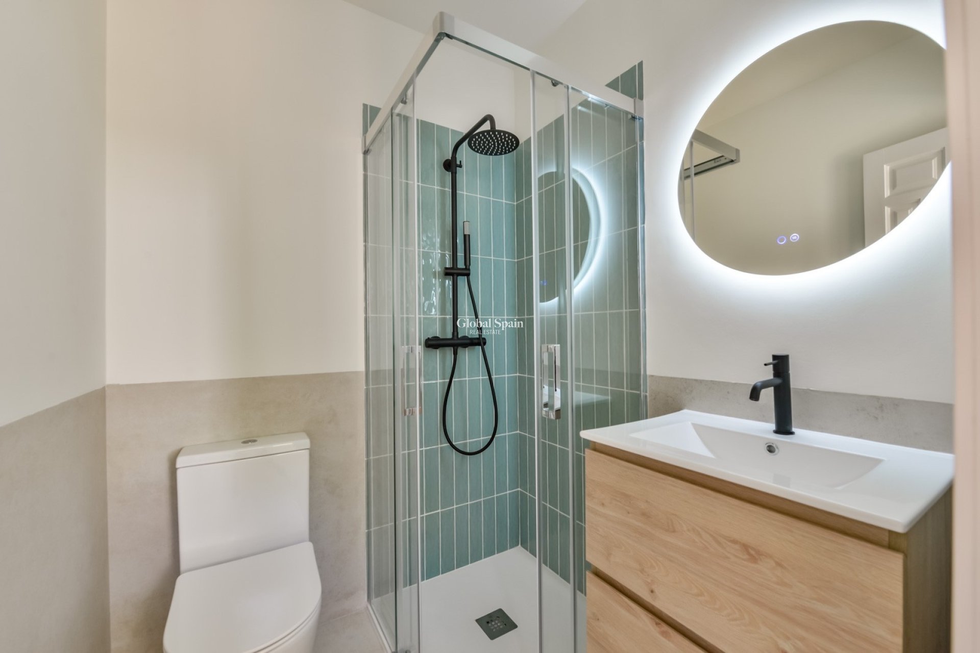 Resale - VILLA -
ALTEA - Costa Blanca