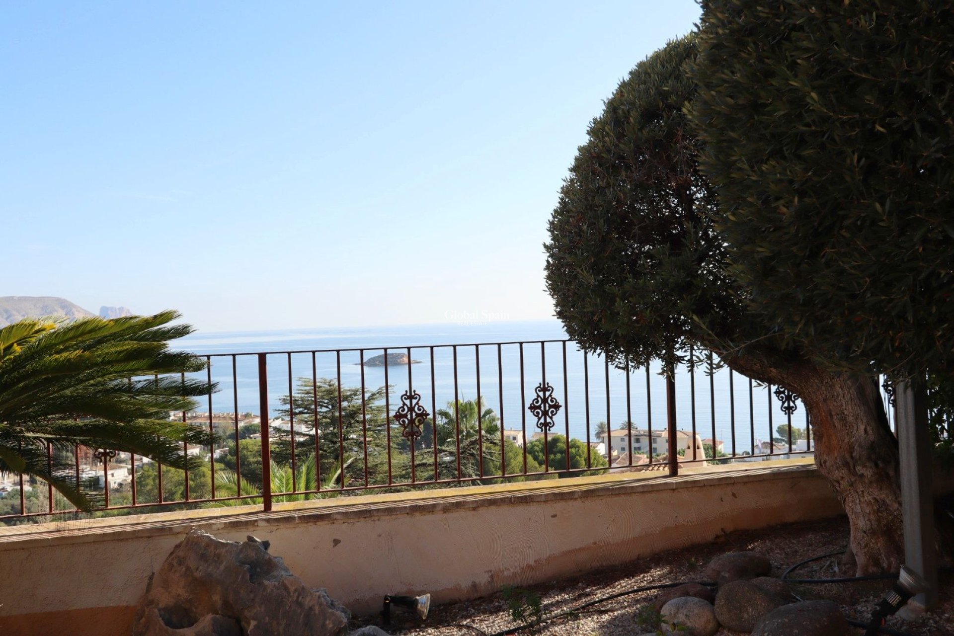 Resale - VILLA -
ALTEA - Costa Blanca