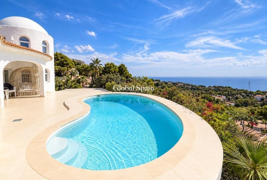 Resale - VILLA -
ALTEA - Costa Blanca
