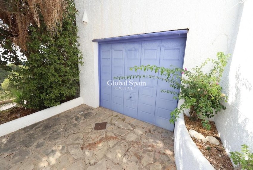 Resale - VILLA -
ALTEA - Costa Blanca