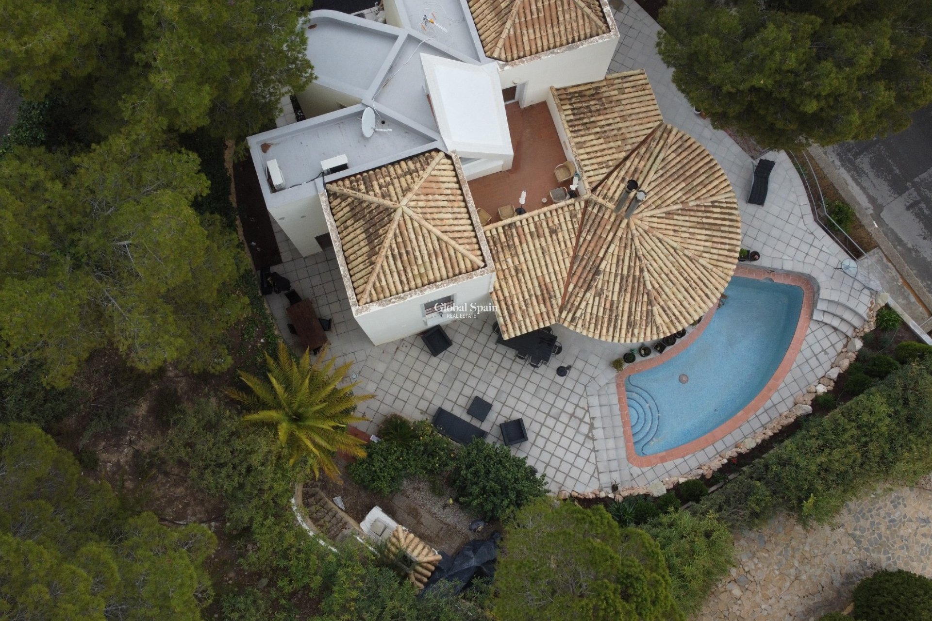 Resale - VILLA -
ALTEA - Marina Baja