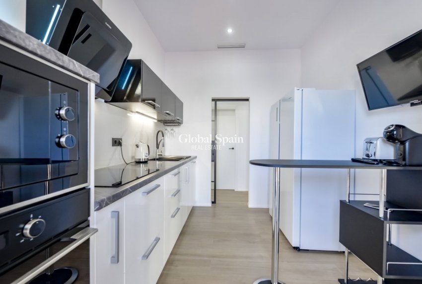 Resale - VILLA -
ALTEA