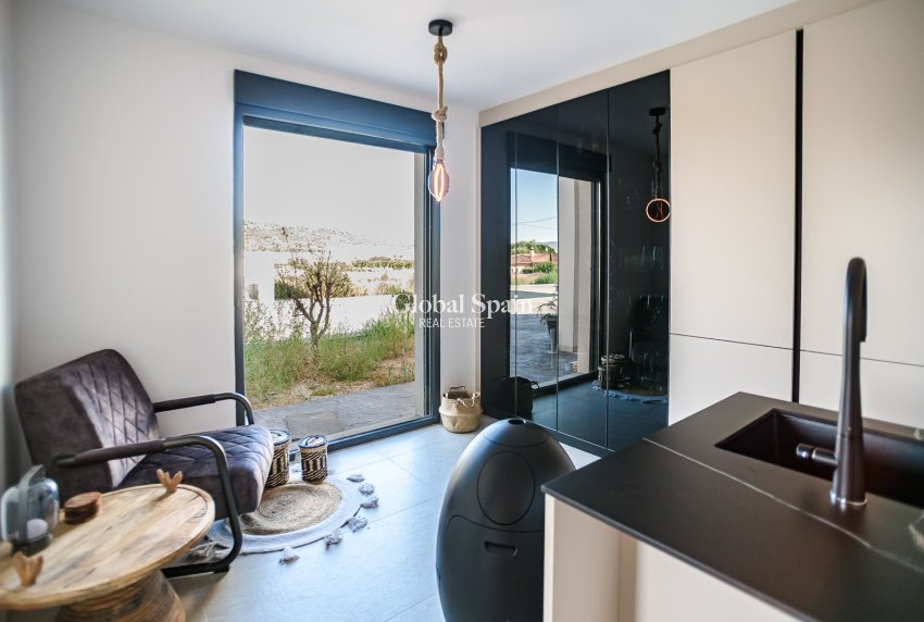 Resale - VILLA -
ASPE - Aspe